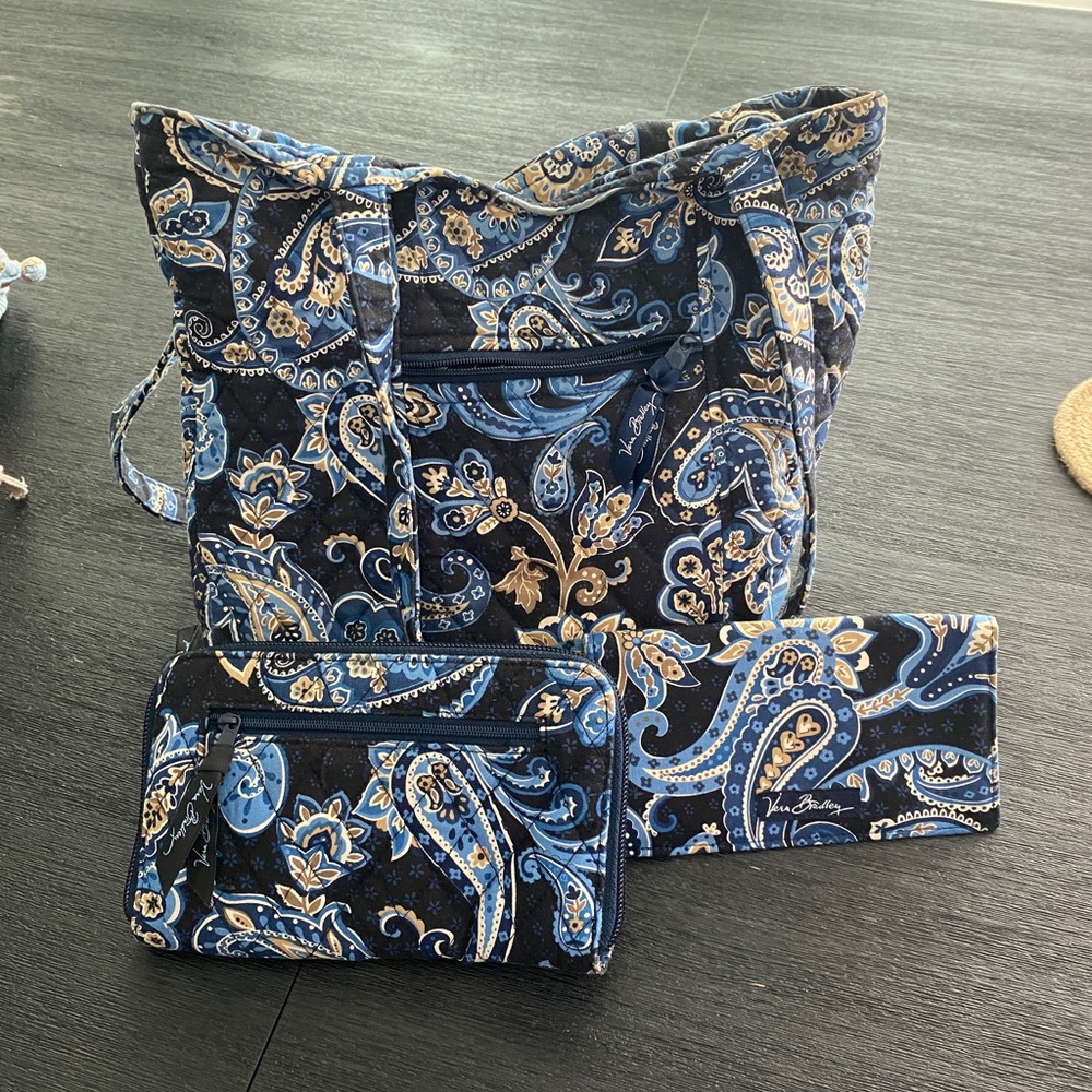 Vera Bradley Navy Set